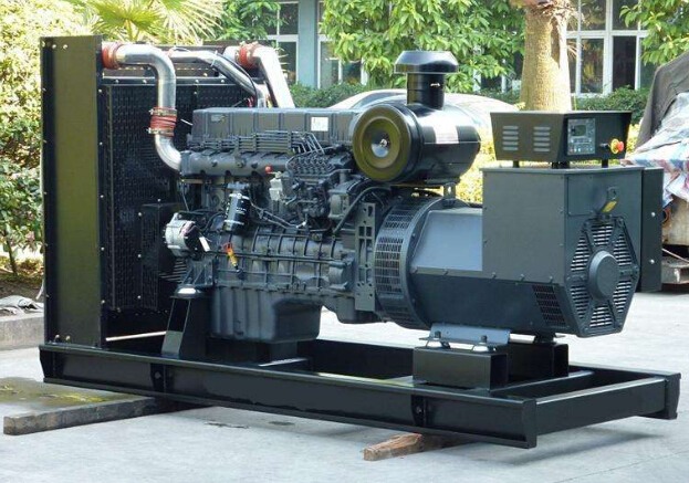 金沙全新本田150kw大型柴油发电机组